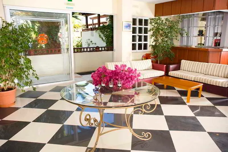 Maravel Sky Hotel & Apartments Rethymno  Rethymno (Crete)
