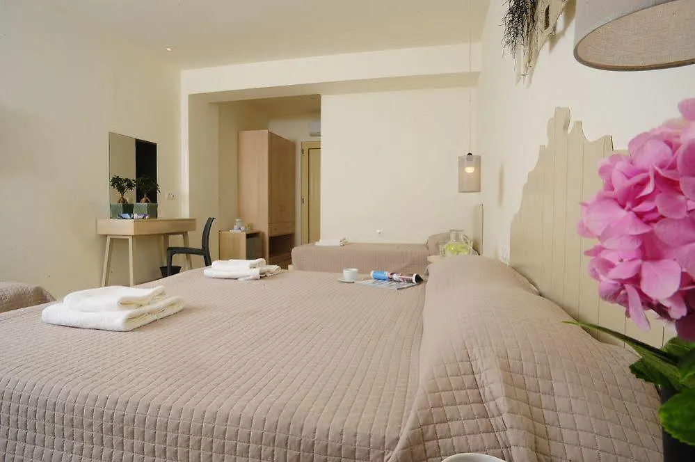 Maravel Sky Hotel & Apartments Rethymno